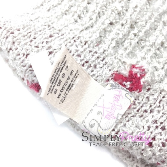 Free People Snowflake Knit Pom Pom Beanie Cap - Picture 4 of 4